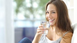 What is Right way to Drink Milk and Water according to Ayurveda