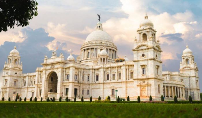 10 Best Places to Visit in Kolkata – Tourist Places In Kolkata