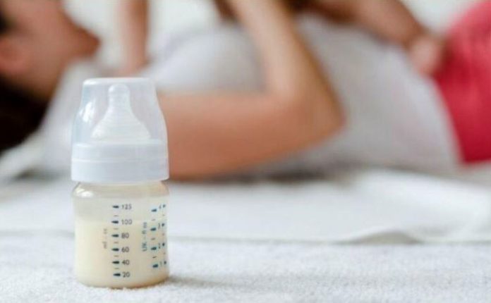 which is best between breast milk or formula milk
