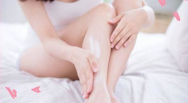 Tips to Keep Dry legs Moisturise in Winters