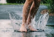 Tips to Pedicure A Must During Rains At Home